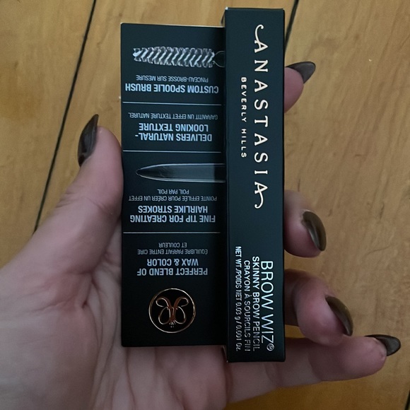 Bundle of travel/sample size makeup/hair are products - Picture 6 of 8